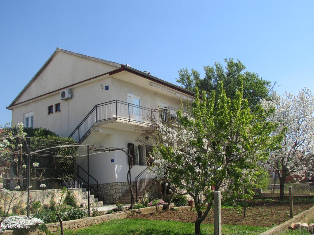 Apartments Jasen Maslenica Extérieur photo